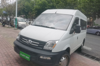 上汽大通MAXUS 新途V80 2019款 2.5T经典款6挡手动傲运通改款短轴中顶5/6座