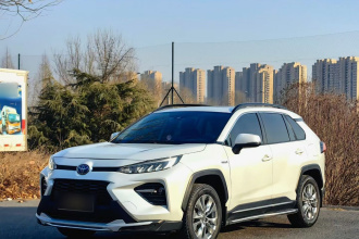 丰田 威兰达 2022款 双擎 2.5L E-CVT四驱豪华版