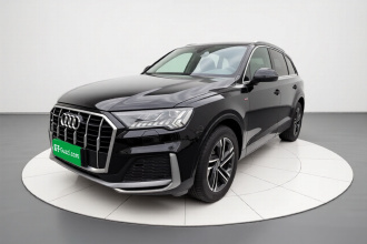 奥迪Q7 2022款 45 TFSI quattro S line运动型