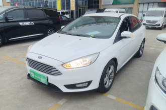 福特 福克斯 2017款 三厢 1.6L 自动舒适型智行版