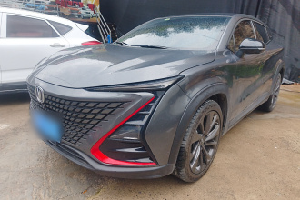 长安UNI-T 2020款 1.5T 尊贵型