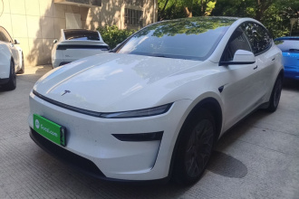 特斯拉 Model Y L 2025款 长续航全轮驱动版