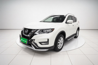 日产 奇骏 2021款 2.0L CVT 2WD XL ITS舒适纪念版