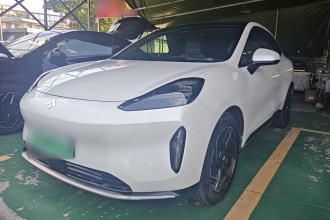 昊铂HT 2023款 670 后驱特高压版