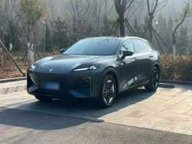 深蓝汽车 深蓝S07 2025款 215Max 深蓝智驾AD PRO增程版