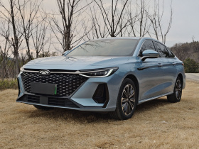 奇瑞 风云A8 2024款 127 驭风版