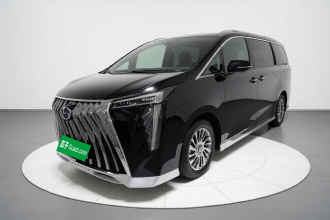 广汽传祺 传祺M8 2025款 宗师系列 超级混动版