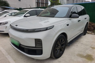 理想汽车 理想L8 2023款 Air