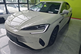 比亚迪 海豹07 DM-i 2025款 智驾版 DM-i 1.5L 125km 尊贵型
