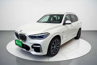宝马X5 2022款 xDrive 30Li 尊享型M运动套装
