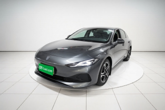 荣威D7 2023款 DMH 125km 超越版