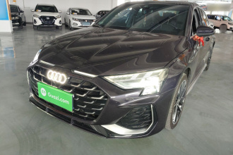 奥迪A3 2025款 A3L Limousine 35TFSI 飞驰尊享型