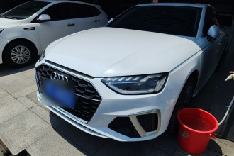 奥迪A4L 2022款 40 TFSI 时尚动感型