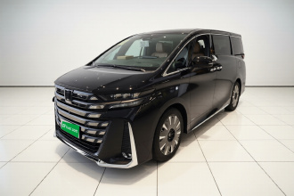 丰田 威尔法 2024款 皇冠 双擎 2.5L 至尊行政版