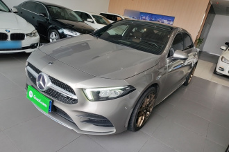 奔驰A级 2019款 改款 A 200 L 运动轿车