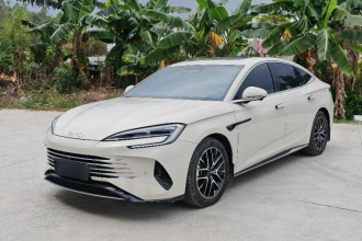 比亚迪 海豹07 DM-i 2025款 智驾版 DM-i 1.5L 125km 尊贵型