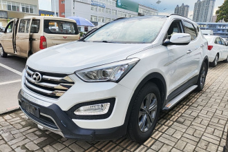 现代 胜达 2015款 2.0T 自动两驱智能型 5座