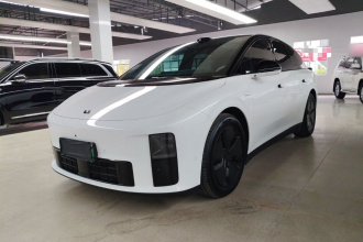 理想汽车 理想i6 2025款 两驱标准版