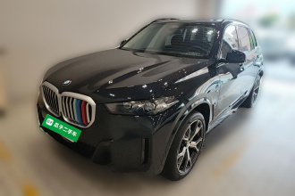 宝马X5 2023款 xDrive 30Li 尊享型M运动曜夜套装