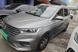 宝骏360 2019款 1.5L CVT豪华型 国VI