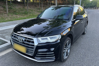 奥迪Q5L 2020款 45 TFSI 尊享时尚型