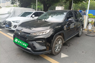 丰田 威兰达 2022款 2.0L CVT两驱豪华PLUS版