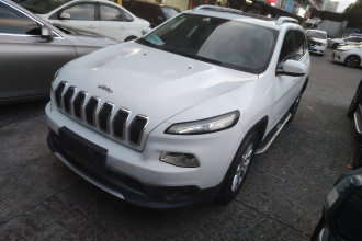 Jeep 自由光 2017款 2.4L 领先版