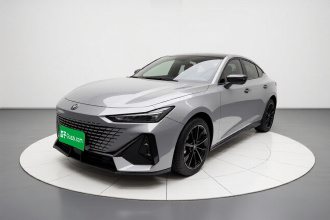 长安UNI-V 2022款 1.5T 尊贵型