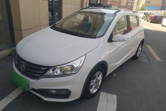 宝骏310 2016款 1.2L 手动豪华型