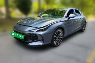 名爵 MG7 2023款 2.0T 自动猎美尊享版