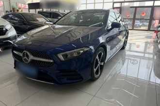 奔驰A级 2022款 改款二 A 200 L 运动轿车时尚型