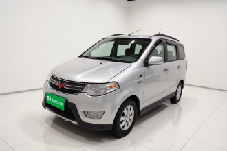 五菱汽车 五菱宏光 2014款 1.5L S豪华型