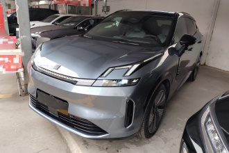 领克08 EM-P 2025款 220km 四驱性能Halo