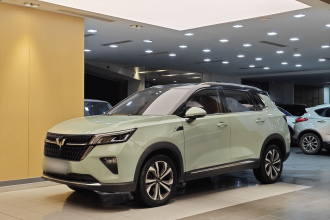 五菱汽车 五菱星辰 2021款 1.5T CVT星辉版