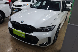 宝马3系 2025款 330Li M运动曜夜套装