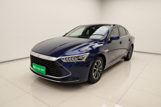 比亚迪 秦PLUS 2023款 冠军版 DM-i 55KM领先型