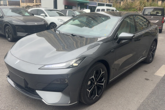 深蓝汽车 深蓝SL03 2025款 增程运动型