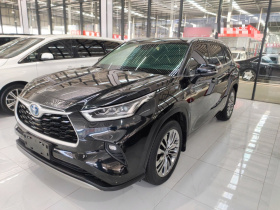 丰田 汉兰达 2022款 双擎 2.5L 四驱尊贵版 7座