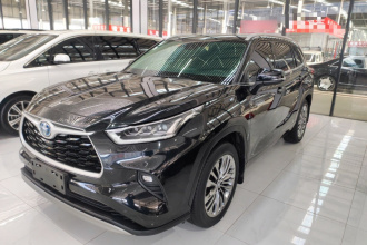 丰田 汉兰达 2022款 双擎 2.5L 四驱尊贵版 7座