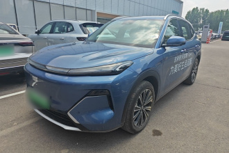 吉利银河 银河星舰7 EM-i 2025款 120km 领航版