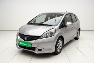 本田 飞度 2011款 1.3L 自动舒适版