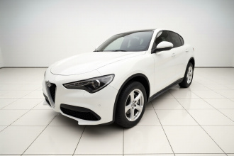 阿尔法·罗密欧 Stelvio斯坦维 2017款 2.0T 200HP 精英版