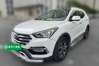 现代 胜达 2017款 2.0T 自动两驱智能型 7座