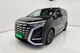 腾势D9 2022款 DM-i 970 四驱旗舰型