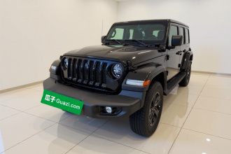 Jeep 牧马人 2022款 2.0T 高地四门版