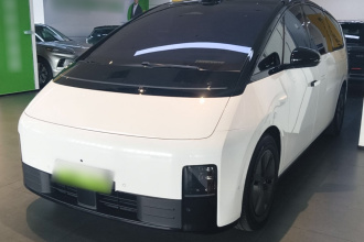 理想汽车 理想MEGA 2025款 Home 家庭特别版