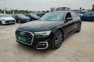 奥迪A6L 2023款 改款 45 TFSI quattro 臻选动感型