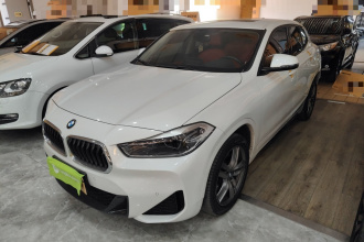 宝马X2 2021款 改款 sDrive25i M运动套装