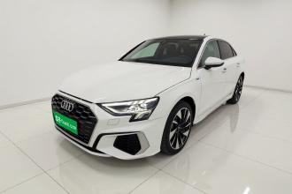 奥迪A3 2023款 改款 A3L Limousine 35 TFSI 时尚运动型