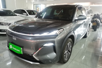 吉利银河 银河星舰7 EM-i 2025款 120km 启航+版